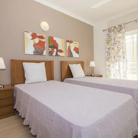 Casa Mariana Ferreiras